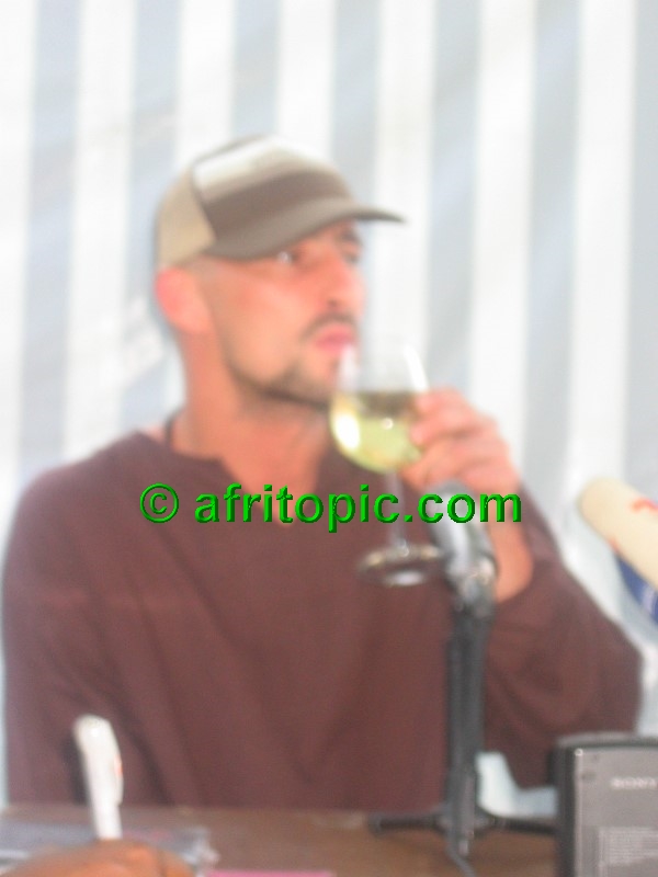 ../Images/AfricaFestival-28-29May05 210.jpg